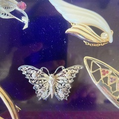 24個 ブローチ ドイツ製 洋銀 刻印あり アクセサリー 大量 セット まとめての画像