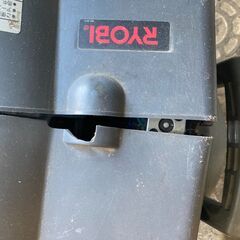 エアーコンプレッサー　ジャンク　穴あきの画像