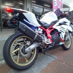 NO.5192　ホンダ　ＣＢＲ２５０ＲＲ　水冷４サイクル２気筒　ＡＢＳ　ＥＴＣ付き　トリックスターマフラー　ＯＶＥＲバックステップの画像