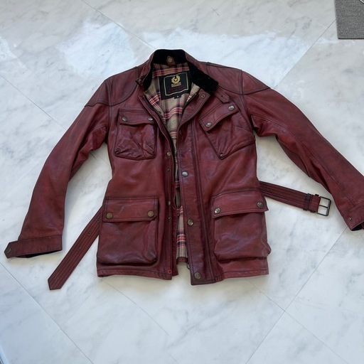 ベルスタッフ　革ジャン　Sサイズ