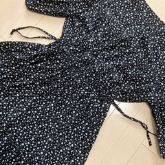 レディース　ロングワンピース　花柄の画像