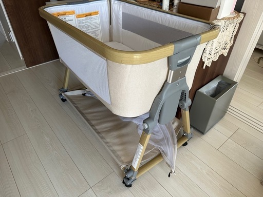 ほぼ新品ベビーベッド