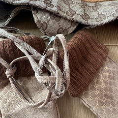 GUCCI KIDS 帽子　ミトンの画像