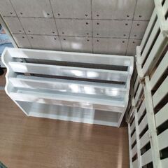木製　絵本棚　オーダーメイド作品　決まりました
