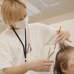 【新宿周辺】高齢者施設で訪問理美容！