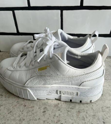 PUMA厚底スニーカー24.5