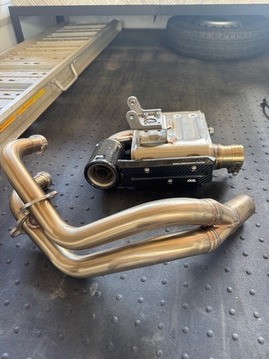 売れました。ありがとうございます。MT07、XSR700用　マフラー