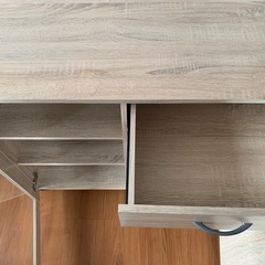 食器棚(小) キャスター付き(お話中)　の画像