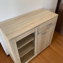 食器棚(小) キャスター付き(お話中)　の画像