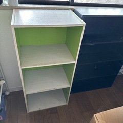 無料⭐︎カラーボックス，本棚の画像