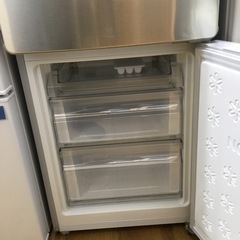 148L 2ドア冷蔵庫 エルソニック EH-R1482F 2019年製