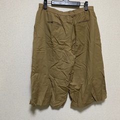 #3358 ユニクロ　XL 七分丈　ワイドパンツ　ベージュの画像