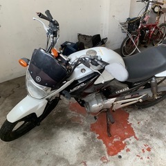 ヤマハybr 125  