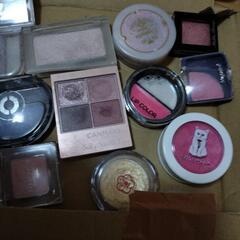 アイシャドウ色々セットの画像