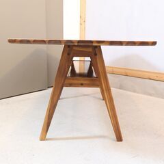 unico(ウニコ)のSWELLA(スウェラ)ダイニングテーブルW1400です