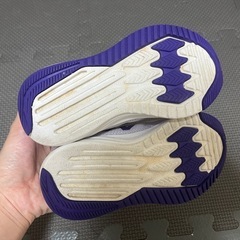 ニューバランススニーカー15.5センチの画像