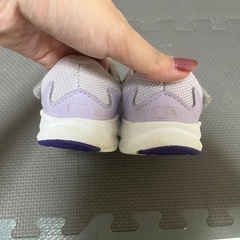 ニューバランススニーカー15.5センチの画像