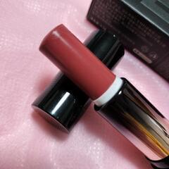 落ち着いた色味の口紅　美品の画像