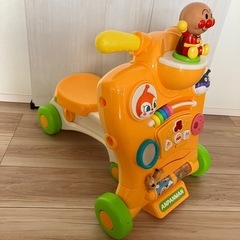 アンパンマン乗って！押して！へんしんウォーカー