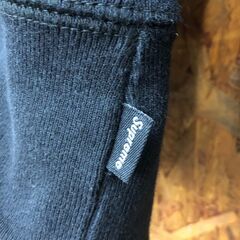 【866】パーカー Supreme NY Hooded Sweatahirt サイズMの画像