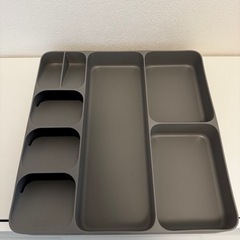 ジョセフジョセフ　カトラリーケースの画像