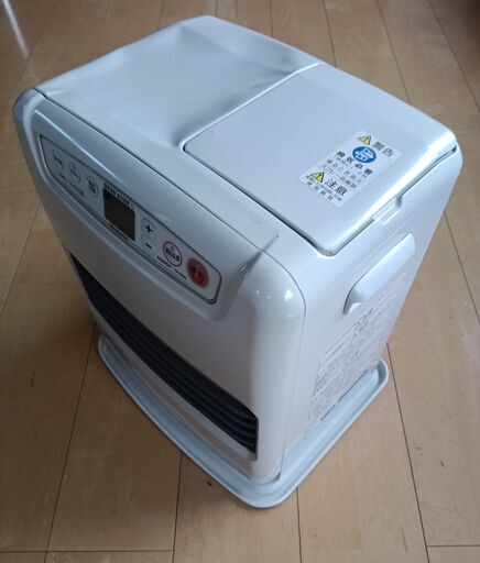 石油ファンヒーター　ダイニチ　　ブルーヒーター