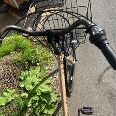 ママチャリ　自転車　27インチ　錆び多め　ハンドル周り特にサビ多いの画像