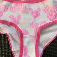 新品　女の子　パンツ　コストコ　　ディズニー　ミッキーの画像