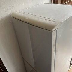 シャープ冷蔵庫1-2人用