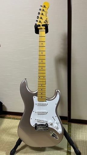 売り切れ　G&L Legacy ストラトキャスター