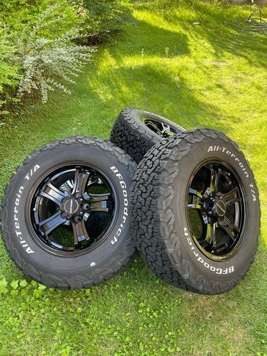 Weds ウェッズ キーラー フォース 16インチ　PCD 114.3 デリカD5