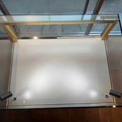 ライト付きショーケースの画像