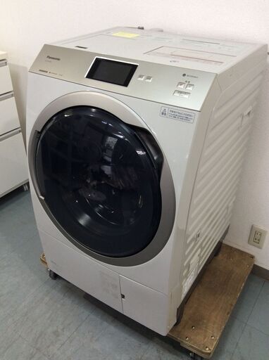 (10/19受渡済)JT9535【Panasonic/パナソニック ドラム洗濯機11.0㎏】美品 2021年製 NA-VX9000BL 家電 洗濯 斜め型 左開き
