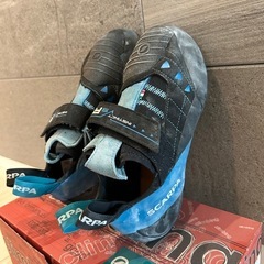 SCARPA climbingシューズの画像