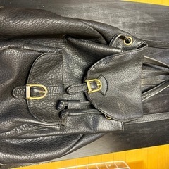 合皮のリュック