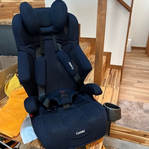 コンビ　チャイルドシート