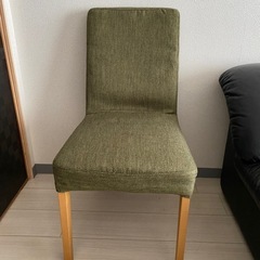 ワークデスクと椅子の画像