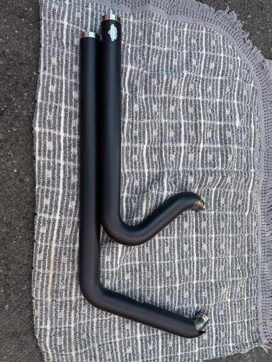 2009年式　ハーレー　FXDB用社外マフラー(バンス )