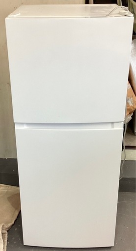 ハイアール ORIGINAL BASIC オリジナルベーシック ノンフロン冷凍冷蔵庫 OBBR-181A(W) ホワイト 2ドア 右開きタイプ 181L 横幅545mm たっぷり収納 大容量トップフリーザー 2022年製
