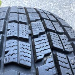 スタッドレスタイヤ グッドイヤー アイスナビ7 165/65R14 バリ山 4本の画像