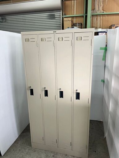 【D-258】コクヨ LKロッカー 4人用 中古 激安 鍵付き