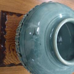 高麗青磁　花瓶　壺の画像