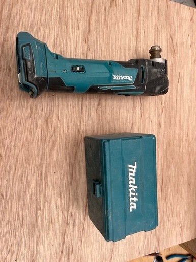 マキタ　マルチツール14.4v本体のみ