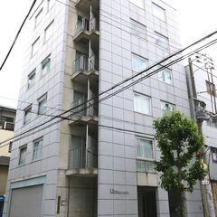 年齢不問！清掃経験者優遇！あなたのスキルを活かせる共用部清掃スタッフ募集中！の画像