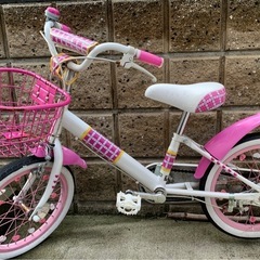 自転車　可愛い🩷ピンクの画像