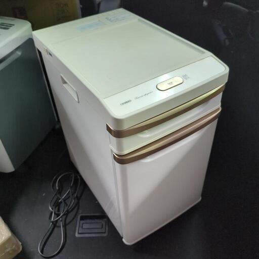 TWINBIRD ツインバード ベッドサイド冷蔵庫  HR-D282