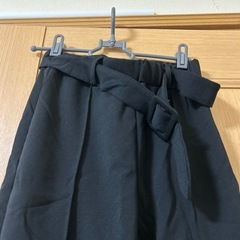 レディースパンツ、レディースブラウスの画像