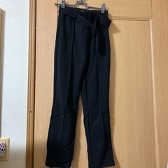 レディースパンツ、レディースブラウス