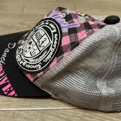 黒×ピンク×パープル POPなダメージ加工メッシュキャップ 54㎝の画像