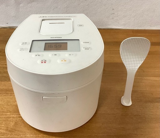 IRIS OHYAMA アイリスオーヤマ IHジャー炊飯器 RC-IL30-W ホワイト 3合 IH式 一人暮らし 50銘柄炊き分け機能 極厚火釜 ヘルシーメニュー 低温調理機能 パン・ケーキ機能 低温調理可能 しゃもじ付き 2022年製